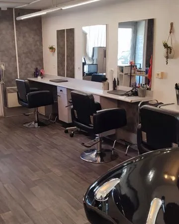 Vends Fond de Salon de coiffure
