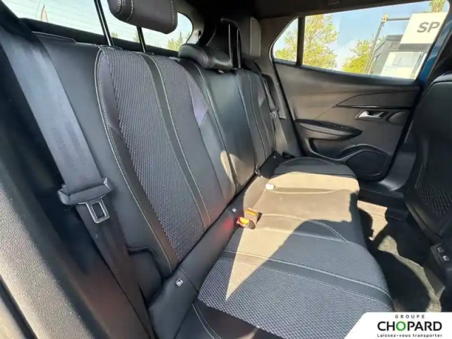 Peugeot 2008 electrique 54 kwh 156 ch — photo 40