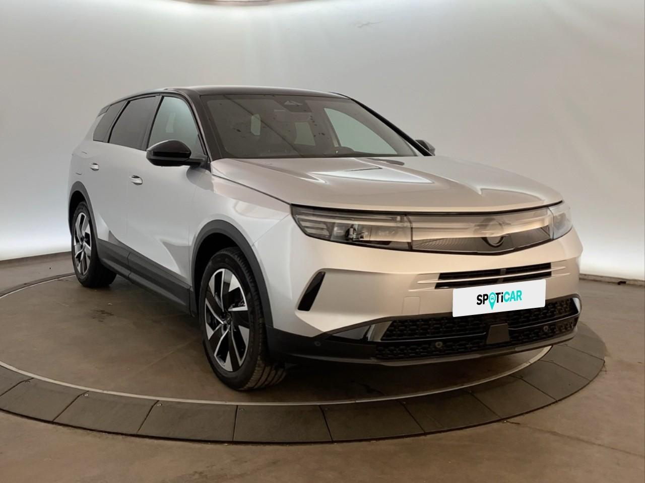 Opel Grandland 1.2 turbo hybrid 145 ch e-dct6 gs — photo 3