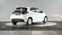 Toyota Yaris 116h Dynamic 5p MY22 — photo 5