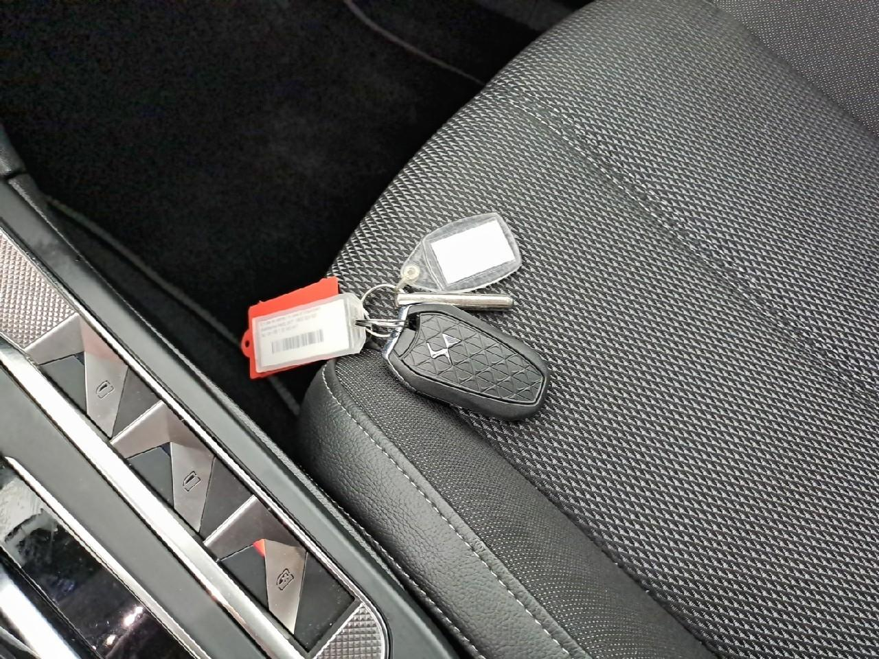 Ds Ds 3 hybride 136 e-dct6 pallas — photo 27