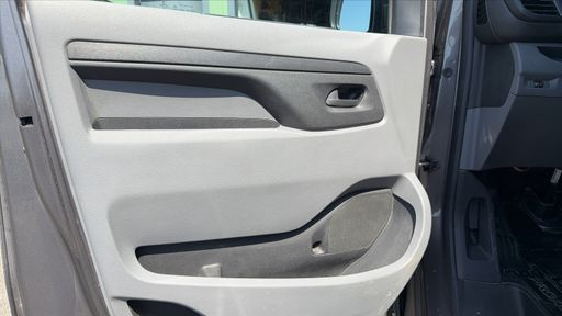 Toyota Pro Ace long 2.0 D-4D 177 BVA6 - Lounge – 2019 – 162877 km – Diesel – Boîte Automatique — photo 19