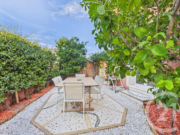 Maison 6 pièces 181 m²