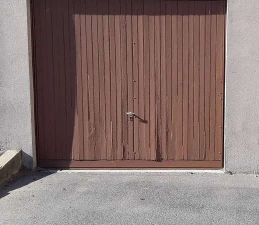 Parking 12 m²