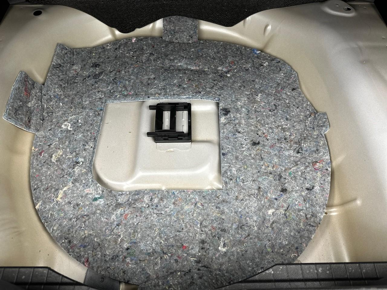 Peugeot 2008 puretech 130 s&s eat8 style — photo 31