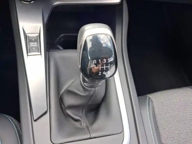 Peugeot 308 puretech 130ch s&amp;s bvm6 — photo 13