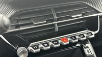 Peugeot 208 1.2 PureTech 75ch S&S Active Pack — photo 15