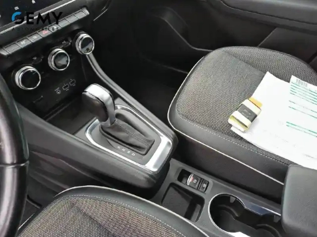 Renault Captur tce 130 edc fap — photo 12