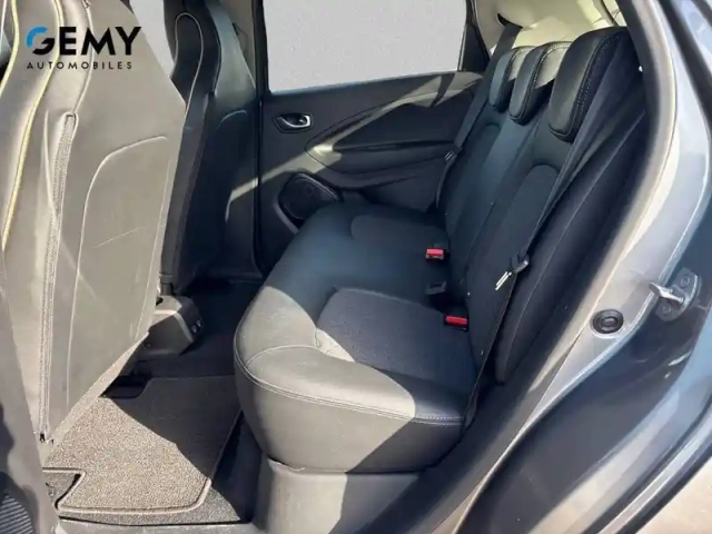 Renault Zoé zoe r135 - my22 — photo 10