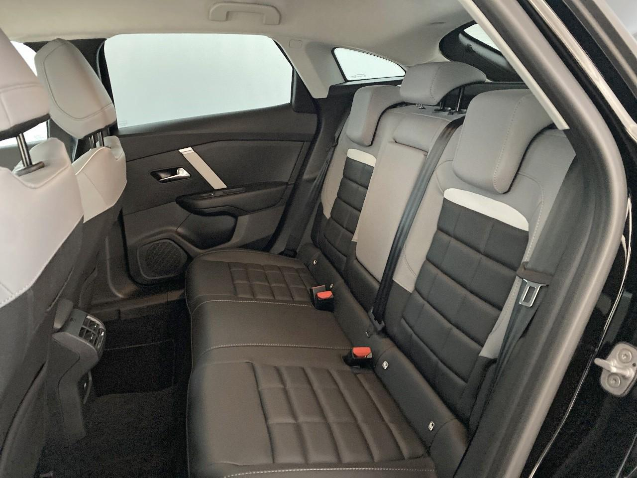 Citroën C4 hybride 145 ch e-dcs6 max — photo 10