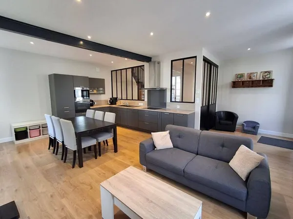 Maison 6 pièces 126 m²