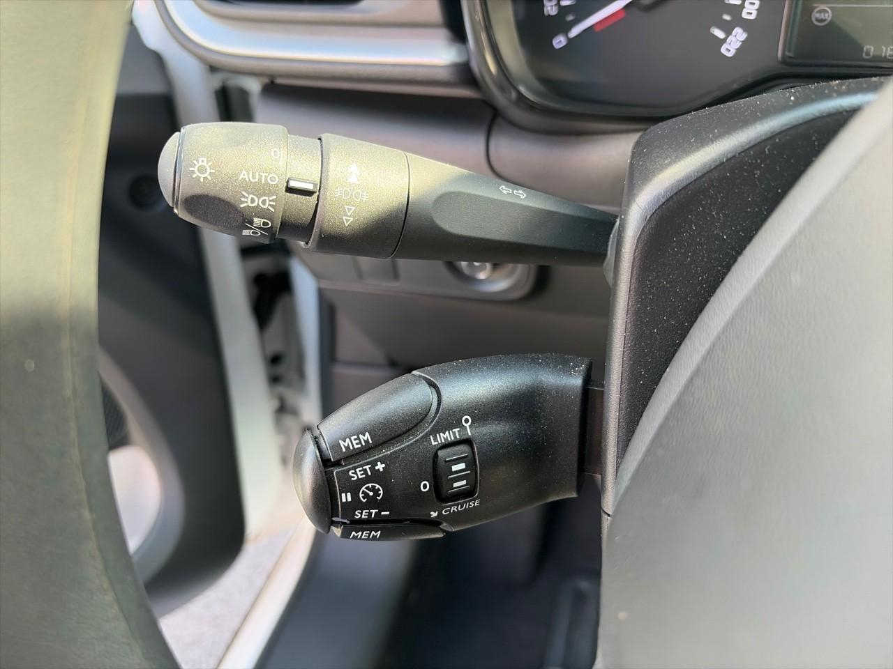 Citroën C3 1.2 puretech 83ch s&s shine — photo 15