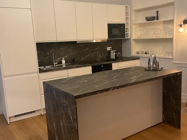 ANGOULEME PLATEAU SUPERBE APPARTEMENT MEUBLÉ À LOUER