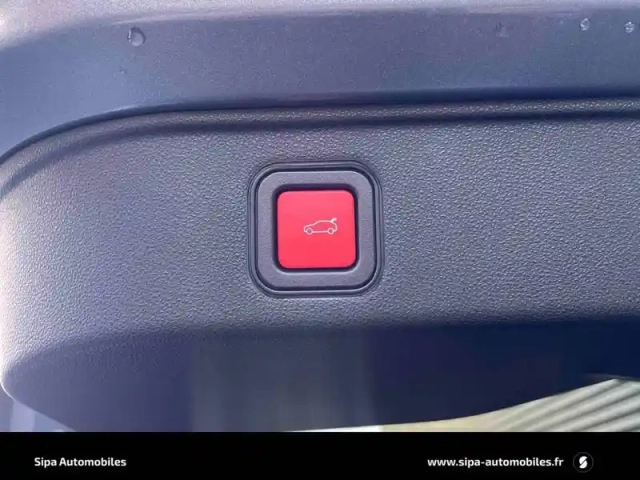 Alfa Romeo Junior 1.2 ibrida 145 ch e-dct6 q4 — photo 30