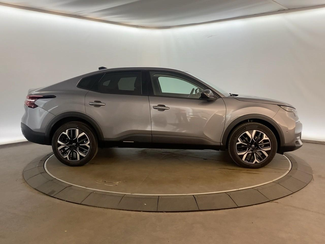 Citroën C4 X hybride 145 ch e-dcs6 max — photo 4