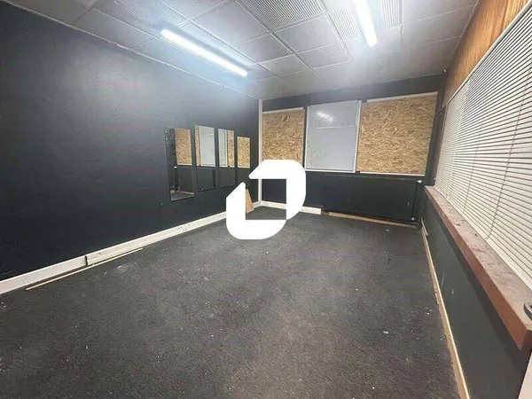 Bureaux 280 m²