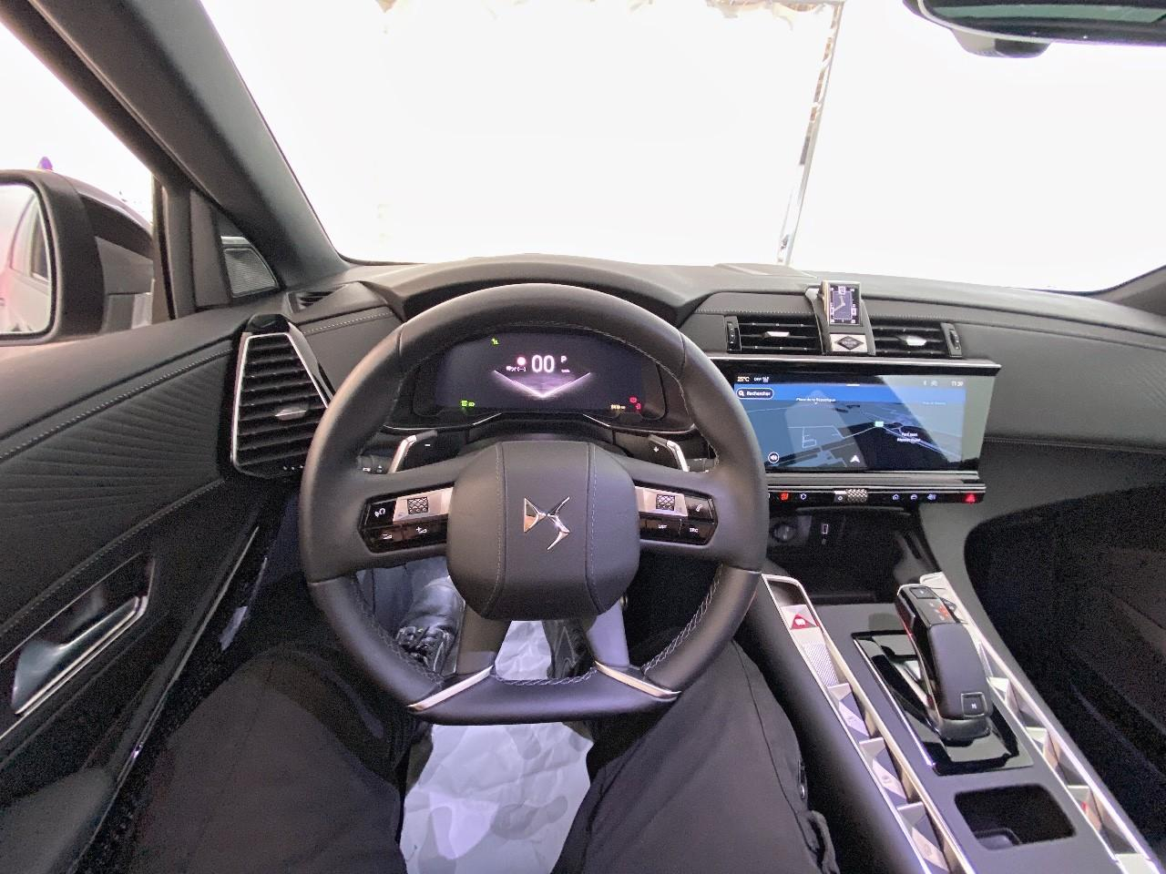 Ds Ds 7 crossback bluehdi 130 eat8 etoile — photo 12