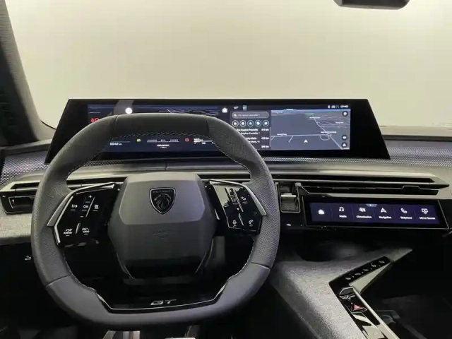 Peugeot 5008 hybrid 145 e-dcs6 — photo 22