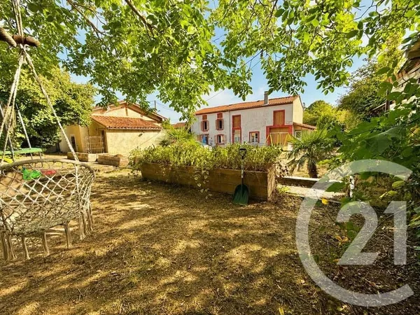 Maison 6 pièces 300 m²