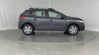 Dacia Sandero 1.0 ECO-G 100ch Stepway Confort -22 — photo 4