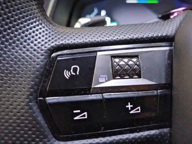 Ds Ds 7 ds7 crossback hybride e-tense 225 eat8 — photo 103