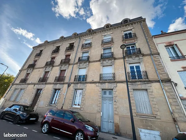 ROANNE CENTRE - Plateau à aménager- 120 m²