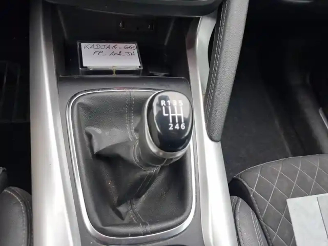 Renault Kadjar blue dci 115 — photo 12