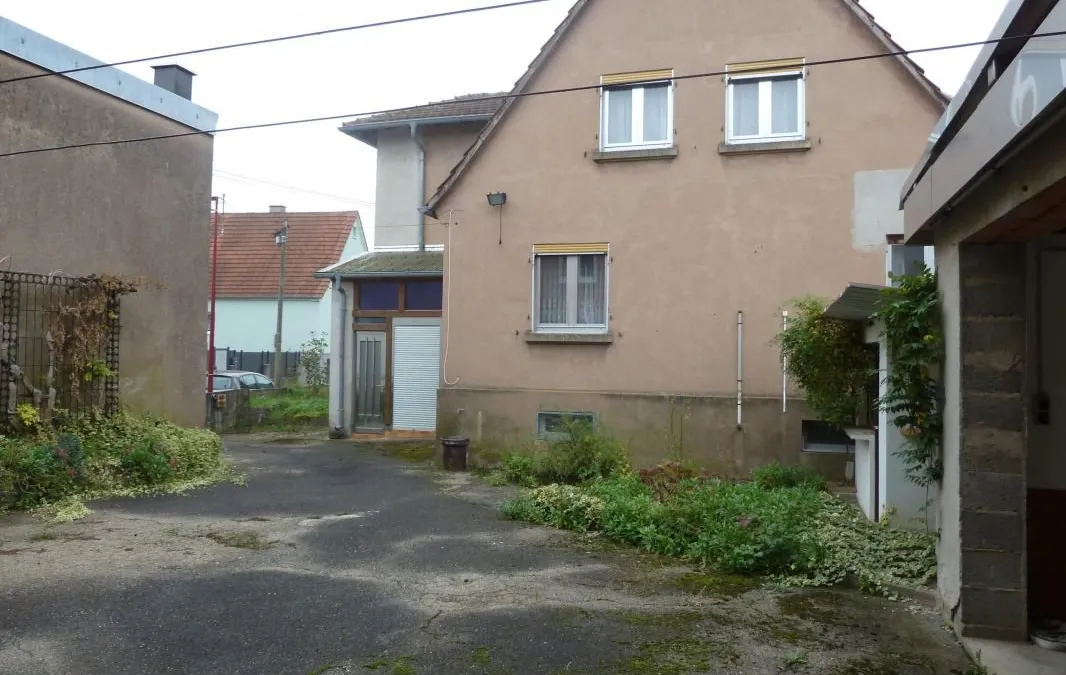 Photo 1