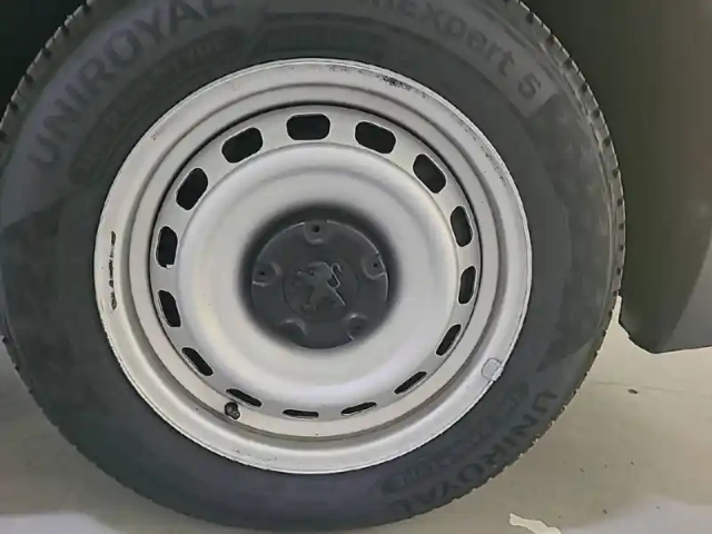 Peugeot Partner fourgon m 650 kg bluehdi 100 s&amp;s bvm6 — photo 53