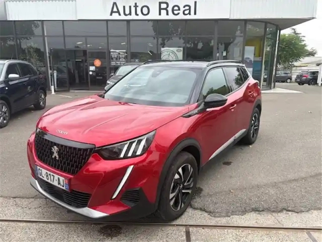 Peugeot 2008 puretech 130 s&amp;s eat8 — photo 1