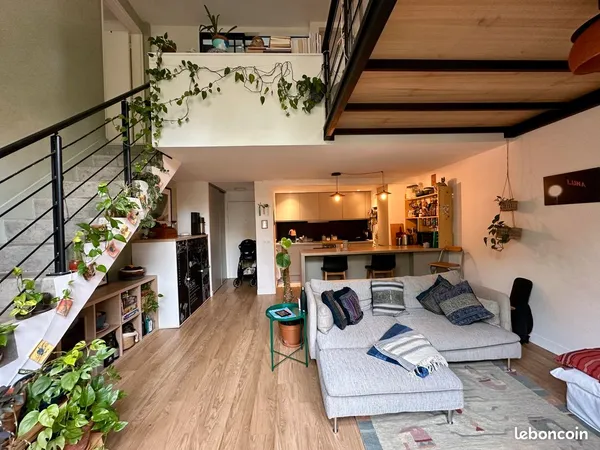 Duplex T4 70 m² - Séjour cathédrale, mezzanine, garage - Tonkin/Charpennes
