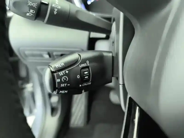 Citroën C3 Aircross puretech 130 s&amp;s eat6 shine pack — photo 19