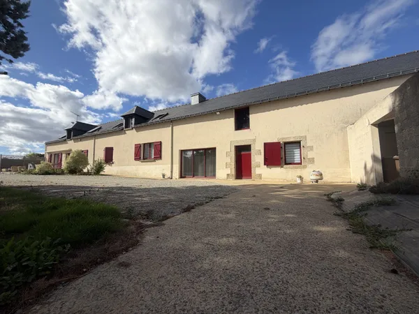 GRANDE PROPRIETE INDEPENDANTE ENTRETENUE AVEC SOIN ET GOUT