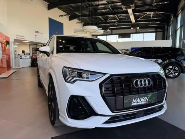 Audi Q3 45 tfsi e 245ch s tronic 6 — photo 6