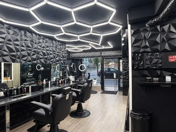 Fonds de commerce - salon de coiffure / barber - ambérieu-en-bugey