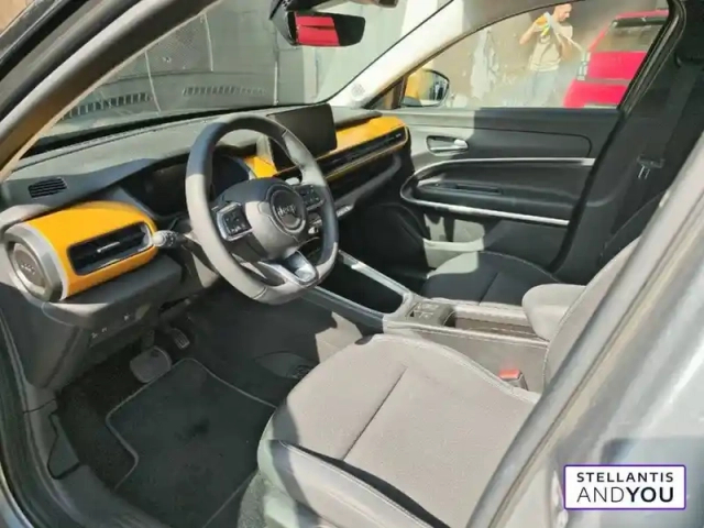 Jeep Avenger 115 kw 4x2 — photo 74