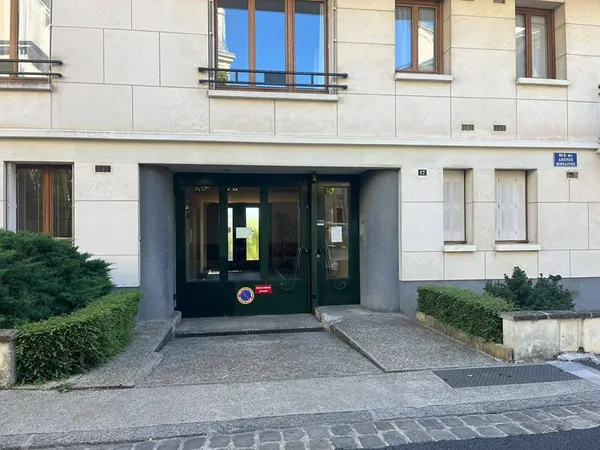 Stationnement Location Poitiers   75€