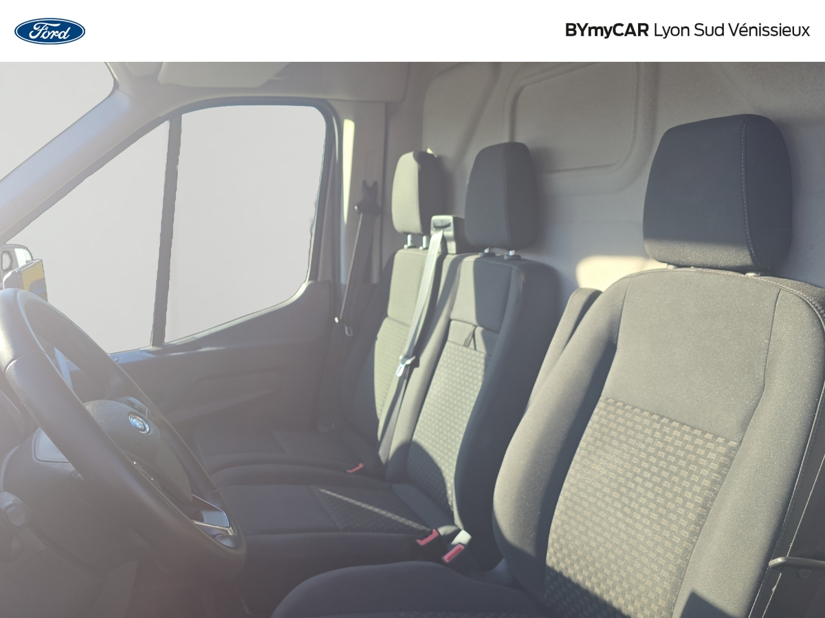 Ford E-TRANSIT FGN 390 L2H2 184 CH BATTERIE 75 KWH — photo 11
