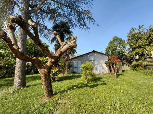 Maison divisible avec Jardin et garage