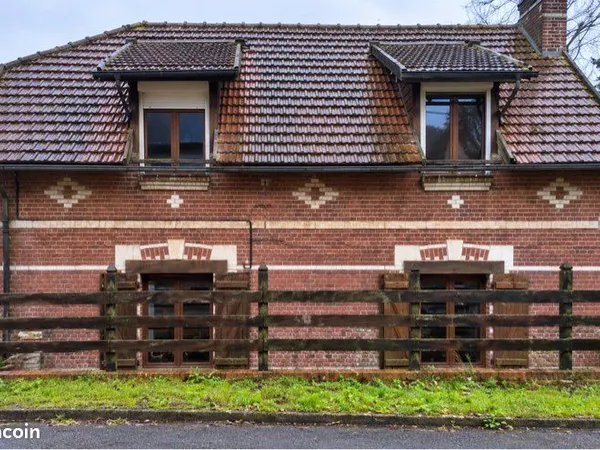 Maison ancienne en brique