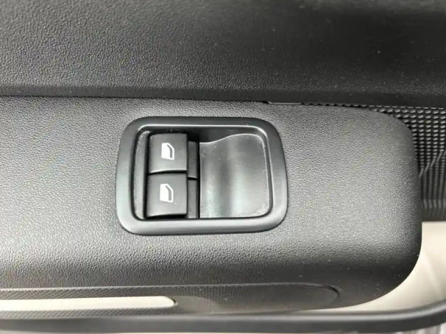 Citroën C3 puretech 83 s&amp;s bvm5 — photo 15