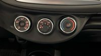 Toyota Yaris 100 VVT-i Dynamic 5p — photo 27