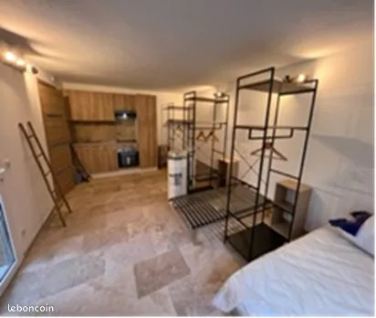 Offre location studio meublé