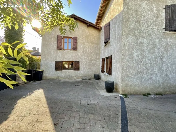 Ferme 6 pièces 253 m²