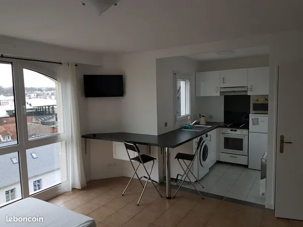 Location studio meublé 27m2 Antony centre