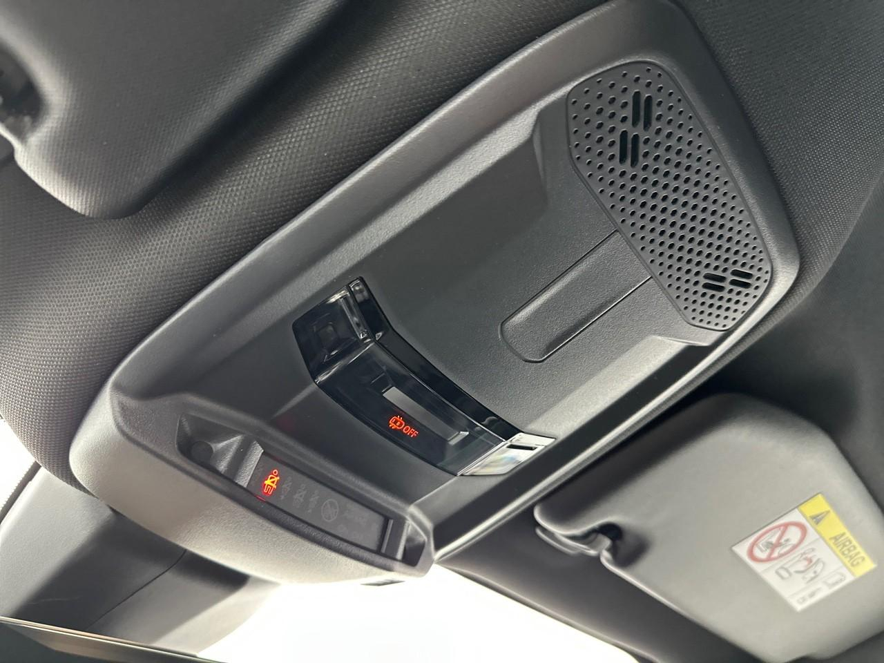 Peugeot 2008 puretech 130 s&s eat8 gt — photo 32