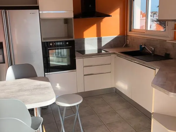 Loue grand appartement