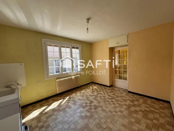Maison d'habitation avec dépendance et jardin, 2 minutes BLIGNY SUR OUCHE, 17 minutes NOLAY, 25 minu