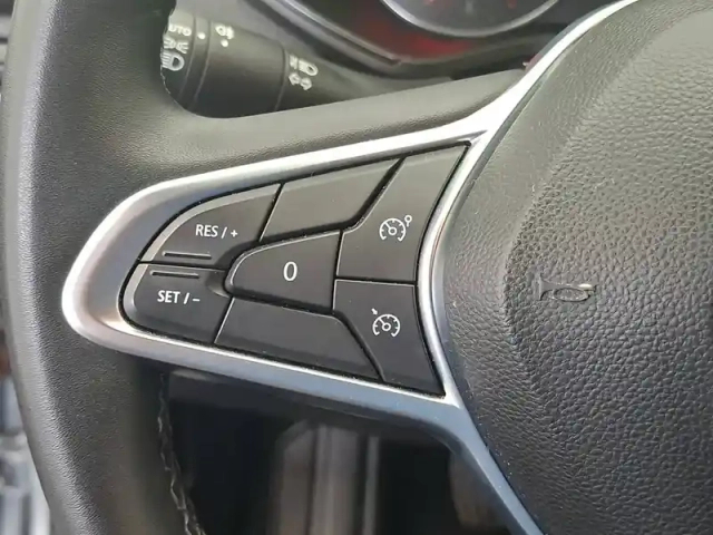 Renault Clio tce 90 — photo 30