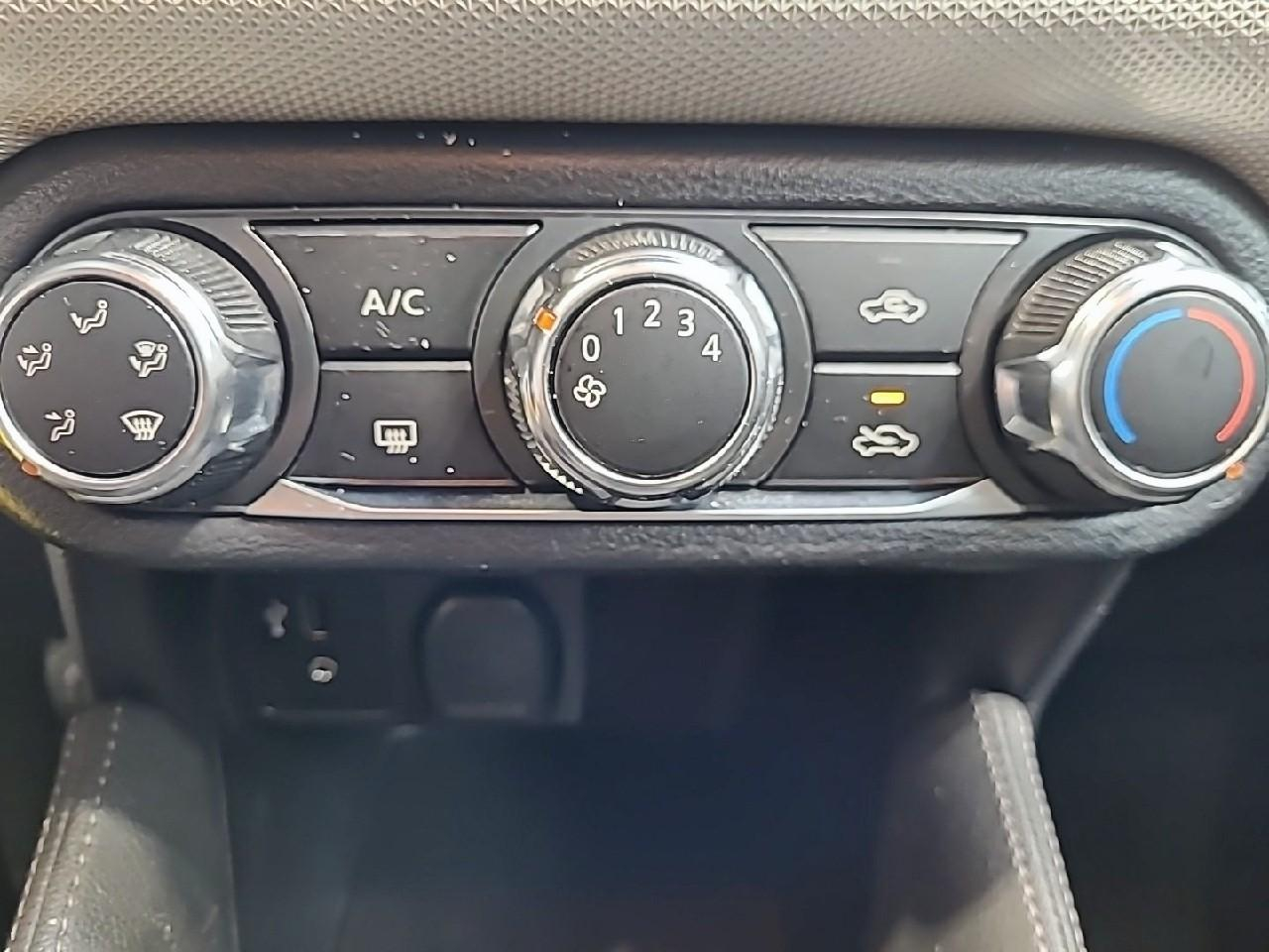Nissan Micra ig-t 90 n-connecta — photo 23